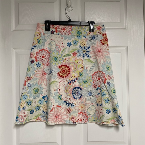 Tribal Floral Skirt Size 10 - Picture 1 of 8